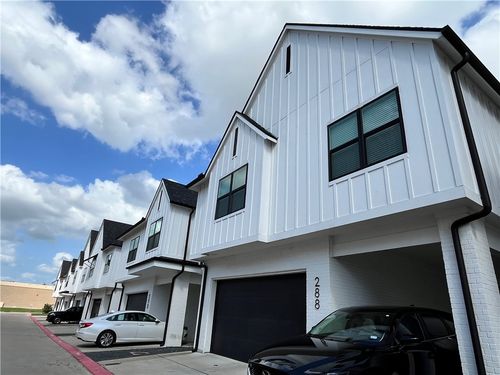 288 Estates Cir, College Station, TX, 77840-2378 | Card Image