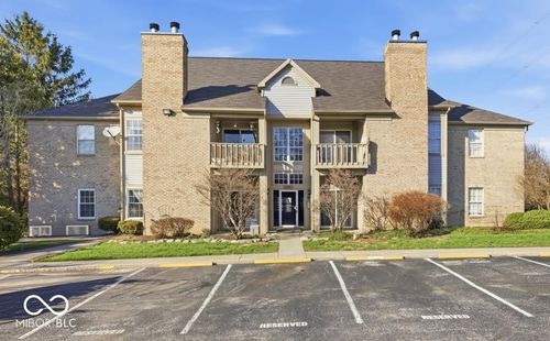 unit-4-3704 Reflections Dr, Indianapolis, IN, 46214-5112 | Card Image
