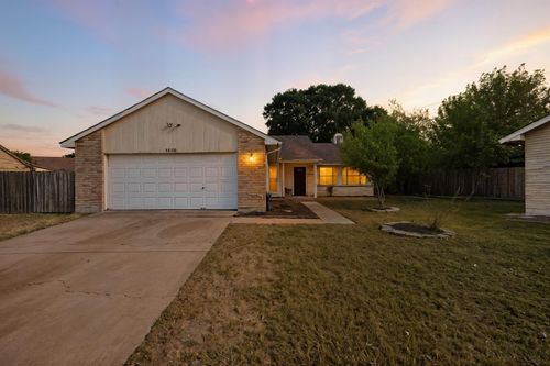 5406 Fairview Forest Dr, Houston, TX, 77088-1242 | Card Image