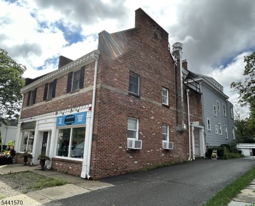 3-206 Bellevue Ave, Montclair, NJ, 07043-1829 | Card Image