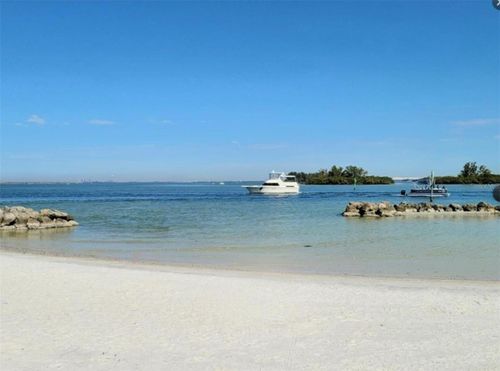 1415 Beach Club Ln, APOLLO BEACH, FL, 33572-3063 | Card Image