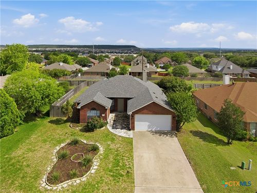 2311 Creek Dr, Harker Heights, TX, 76548-7407 | Card Image