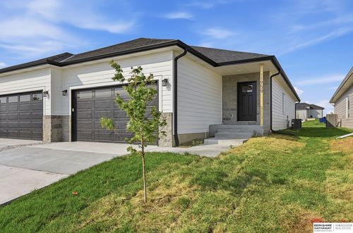 11755 S 125th St, Papillion, NE, 68046-5139 | Card Image