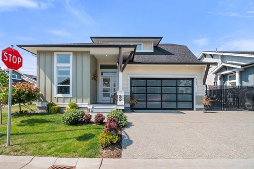 141-46213 Hakweles Rd, Chilliwack, BC, V4Z0C6 | Card Image
