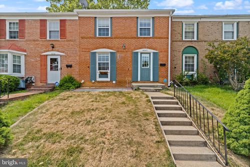 8042 Saint Annes Ct, ALEXANDRIA, VA, 22309-1230 | Card Image