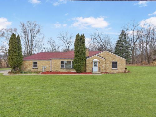N817 County Road H, Genoa City, WI, 53128-1952 | Card Image