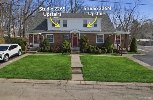 224 Chandler St, Romeo, MI, 48065-4600 | Card Image