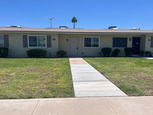 11129 W Emerald Dr, Sun City, AZ, 85351-2530 | Card Image