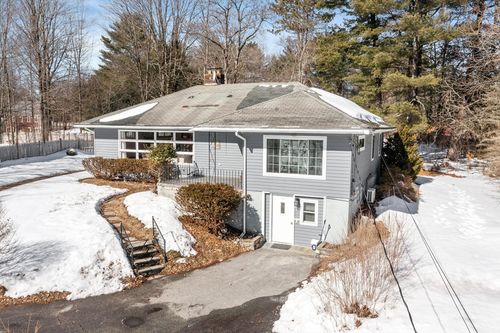 12 S Acton Rd, Stow, MA, 01775-1148 | Card Image
