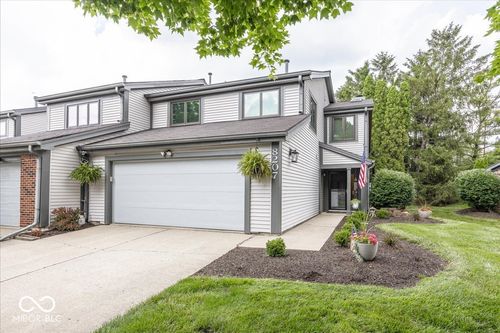 8207 Shorewalk Dr, Indianapolis, IN, 46236-8540 | Card Image