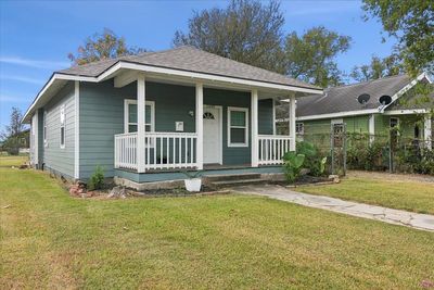 1409 Prairie, House other with 4 bedrooms, 2 bathrooms and null parking in Beaumont TX | Image 2