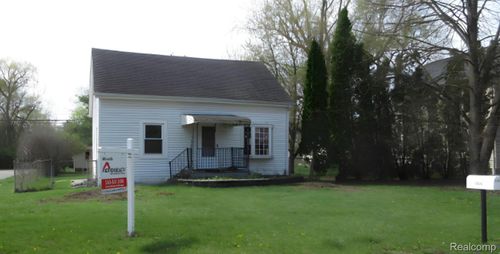 18841 Lathers St, Livonia, MI, 48152-3732 | Card Image