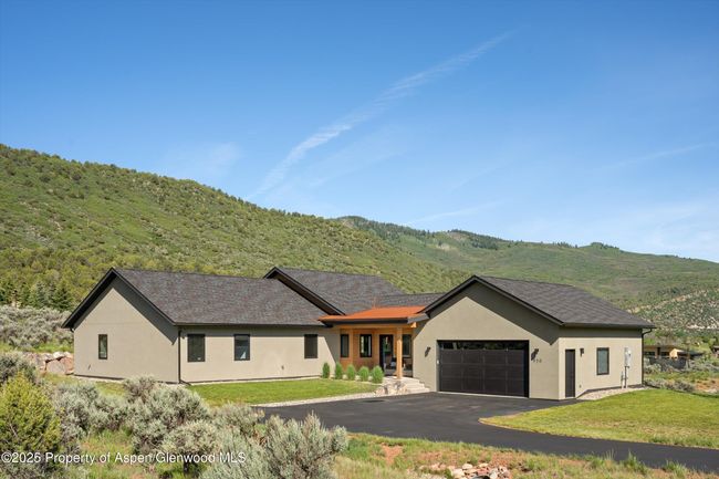 950 Hidden Valley Dr, House other with 3 bedrooms, 3 bathrooms and null parking in Glenwood Springs CO | Image 18