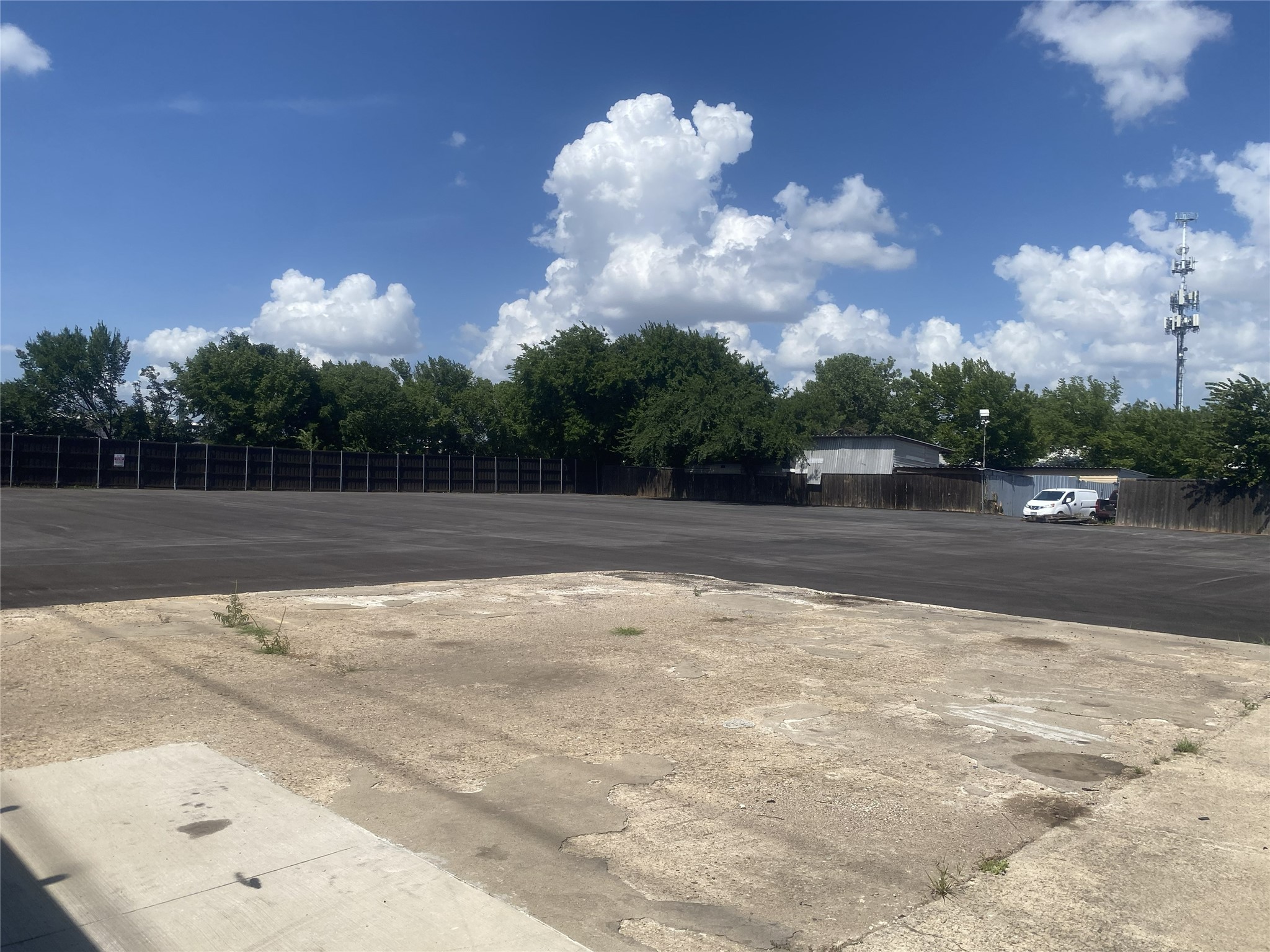 Commercial Lease in Irving