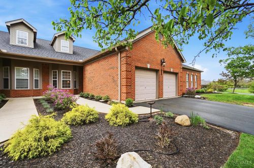 8153 Trotters Chase, Cincinnati, OH, 45249-1588 | Card Image