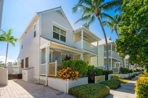 7020 Harbor Village Dr, Duck Key, FL, 33050 | Card Image