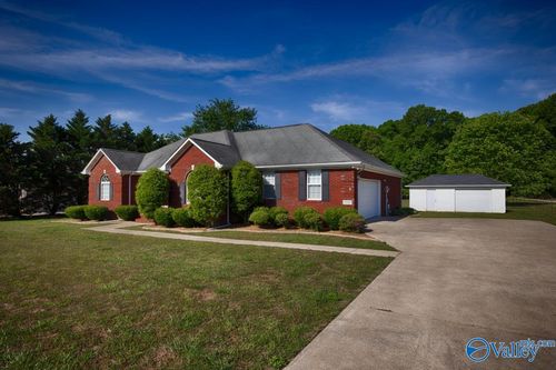 15597 Mcculley Mill Road, Athens, AL, 35613 | Card Image