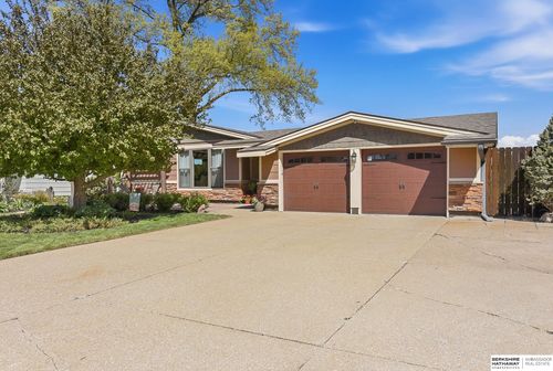 9906 Evans St, Omaha, NE, 68134-4518 | Card Image