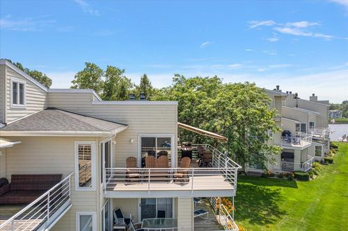 6-987 Lake St, Saugatuck, MI, 49453-9738 | Card Image