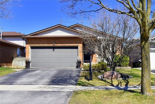 2206 Donald Rd, Burlington, ON, L7M3R9 | Card Image