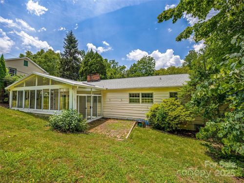 309 Country Club Rd, Asheville, NC, 28804-2609 | Card Image