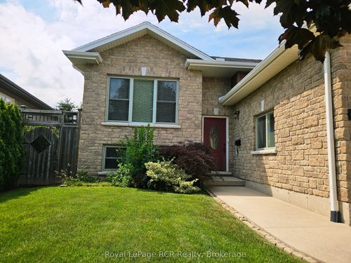 2328 10th Ave E, Owen Sound, ON, N4K0B2 | Card Image