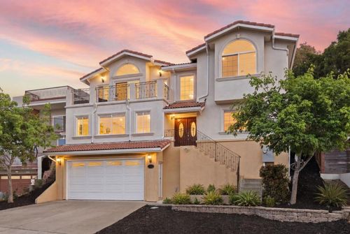 2390 Rainbow Ct, Hayward, CA, 94542-2130 | Card Image