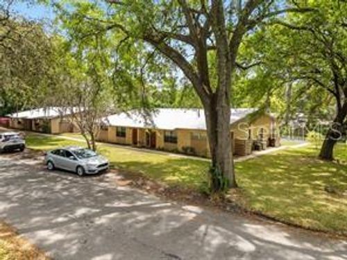 915 40th Ave, GAINESVILLE, FL, 32609-1911 | Card Image