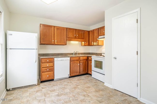 121WestviewDr_kitch | Image 7