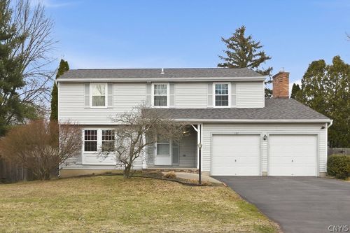 127 Dorando Way, Liverpool, NY, 13090-3739 | Card Image