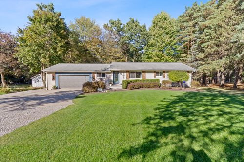 11151 Jonathan Ln, Bruce Twp, MI, 48065-4380 | Card Image