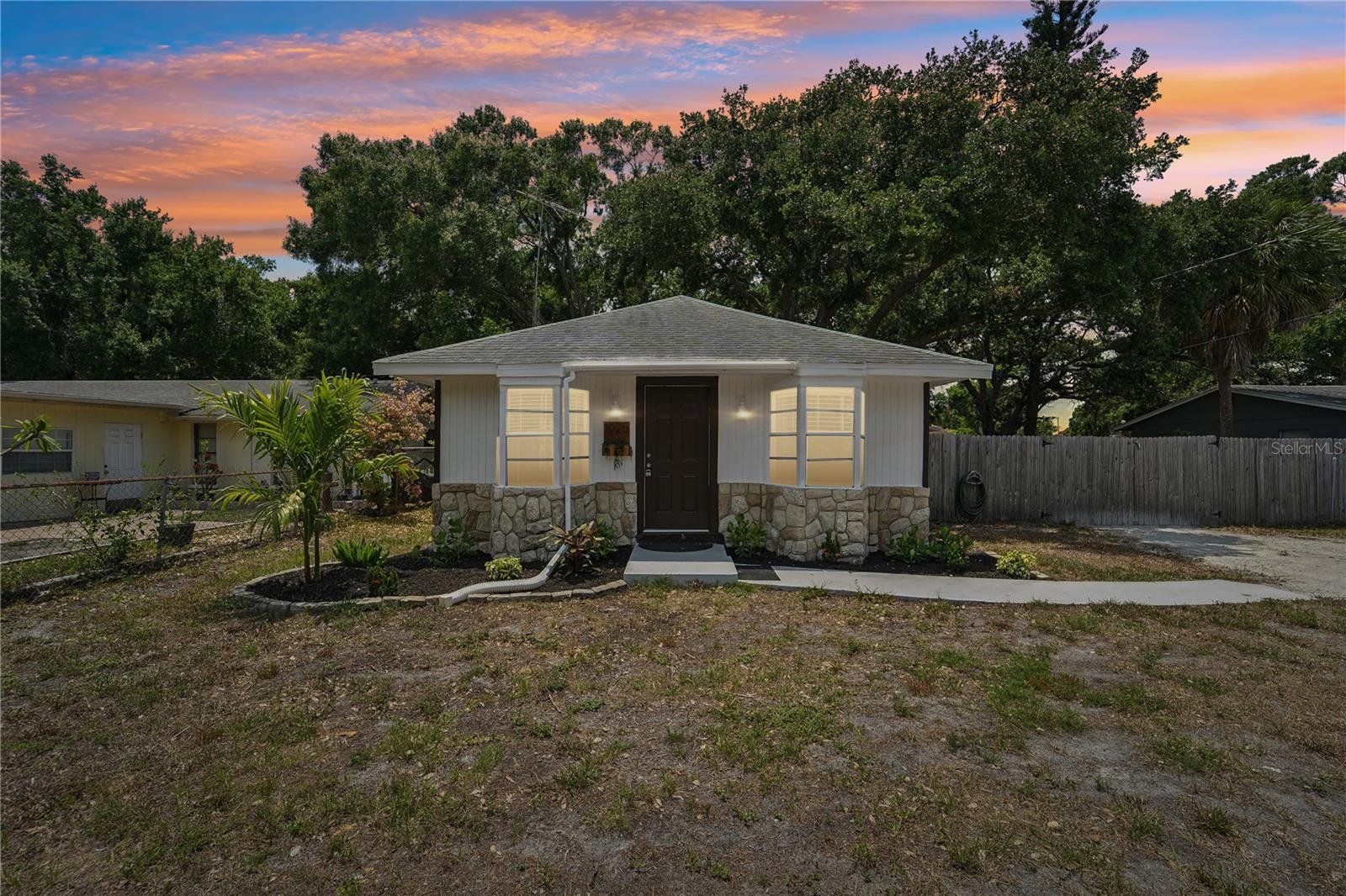 11th Ave, Palmetto, FL 34221