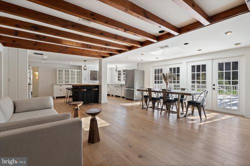 38271 Lime Kiln Rd, MIDDLEBURG, VA, 20117-3123 | Card Image