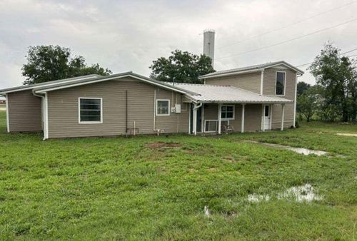 243 Sparks Dr, Evant, TX, 76525-9601 | Card Image