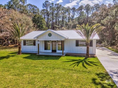131 Bienville Blvd, Dauphin Island, AL, 36528-4603 | Card Image