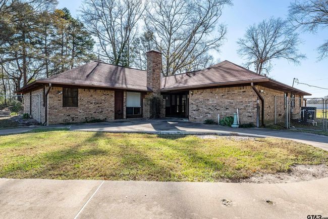 507 E Longview St, House other with 3 bedrooms, 3 bathrooms and null parking in Arp TX | Image 34