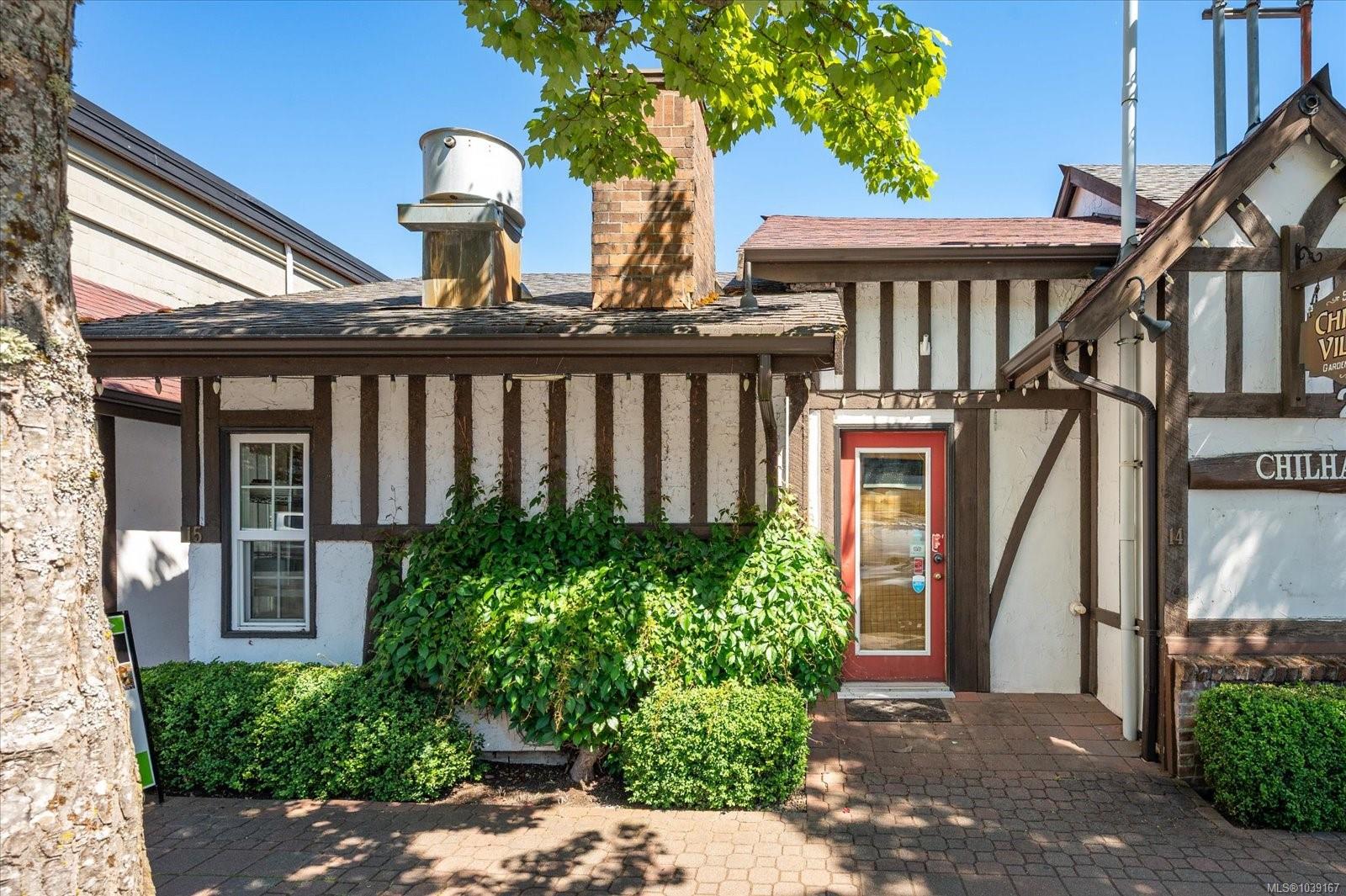 Commercial Sale in Qualicum Beach 2