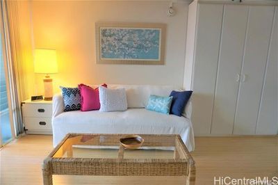 4215 - 445 Seaside Avenue, Home with 0 bedrooms, 1 bathrooms and null parking in Honolulu HI | Image 2