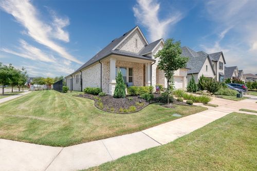 1820 Welker Dr, Van Alstyne, TX, 75495-8257 | Card Image