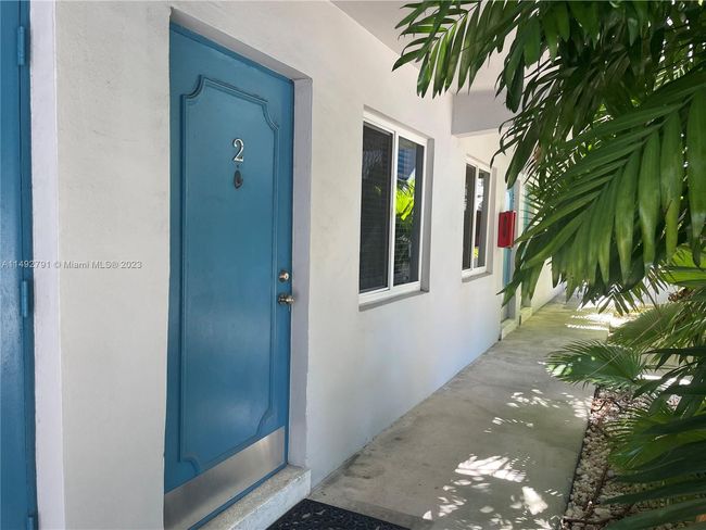 2 - 2616 Ne 14 Ave, Condo with 1 bedrooms, 1 bathrooms and null parking in Wilton Manors FL | Image 2