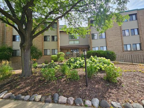314-1855 Silver Bell Rd, Eagan, MN, 55122-1175 | Card Image