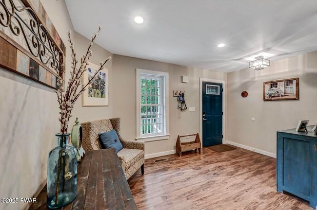 105 Rimrock Ln 07 Large | Image 6