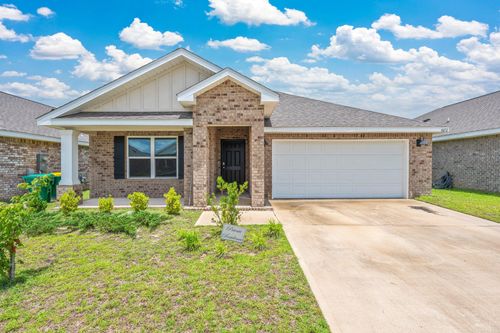 4652 Honor Guard Way, Crestview, FL, 32539-8414 | Card Image