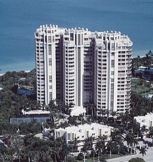 apt-903-4021 Gulf Shore Blvd N, NAPLES, FL, 34103-2233 | Card Image