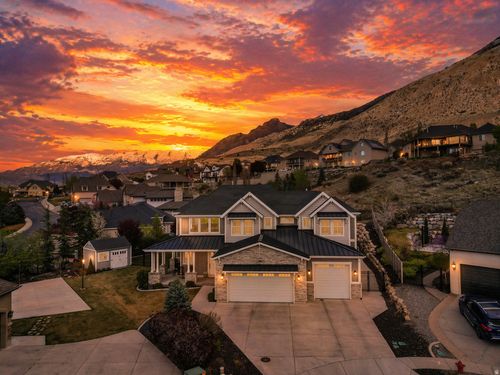 9558 N Avanyu Dr, Cedar Hills, UT, 84062 | Card Image