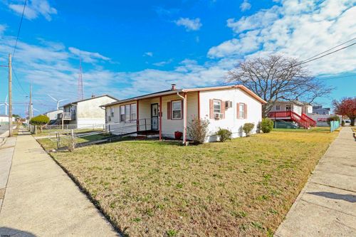 2040 Hamilton Ave, Atlantic City, NJ, 08401-1543 | Card Image