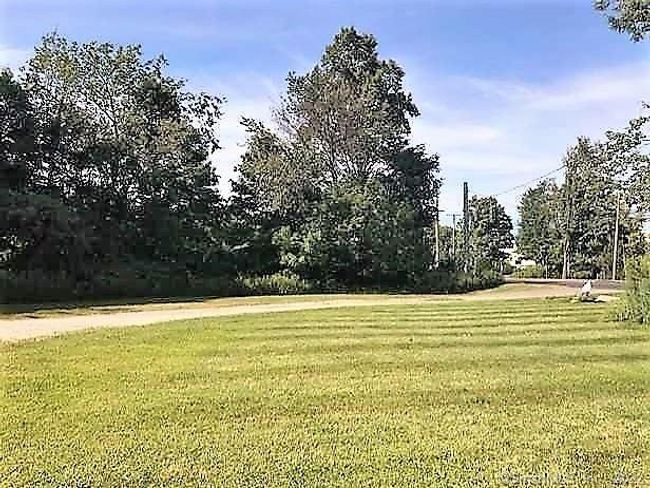 7091 Main St, House other with 4 bedrooms, 1 bathrooms and null parking in Trumbull CT | Image 11