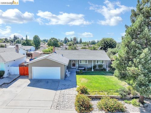 1108 Putnam St, Antioch, CA, 94509-4621 | Card Image