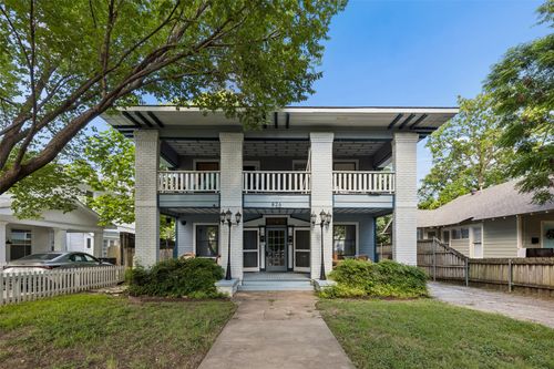 826 N Bishop Ave, Dallas, TX, 75208-4252 | Card Image