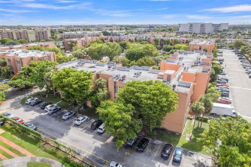 apt-203-9440 W Flagler St, Miami, FL, 33174-2026 | Card Image